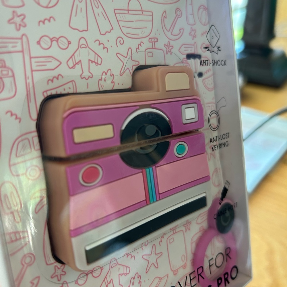 AirPod pro case from Delia’s. Super cute!!